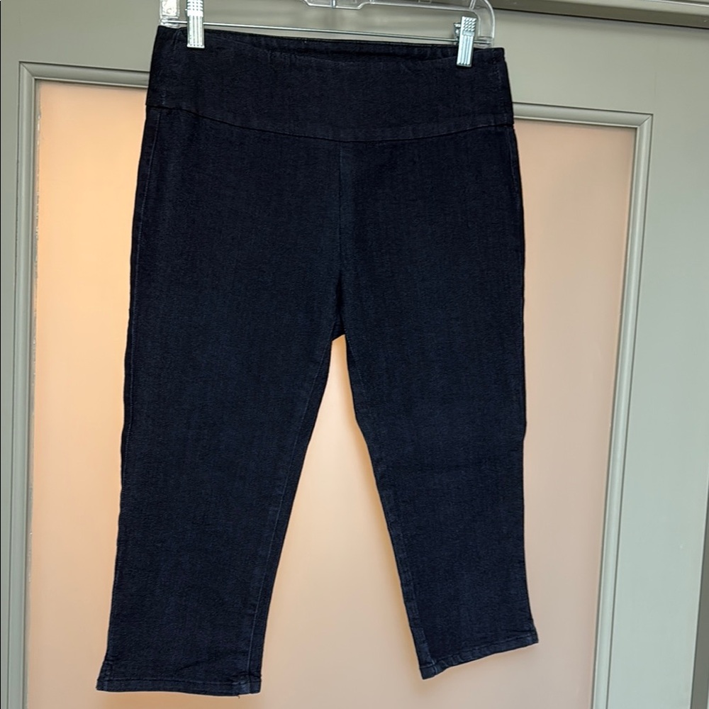 Women's Dark Blue Capri Jeans